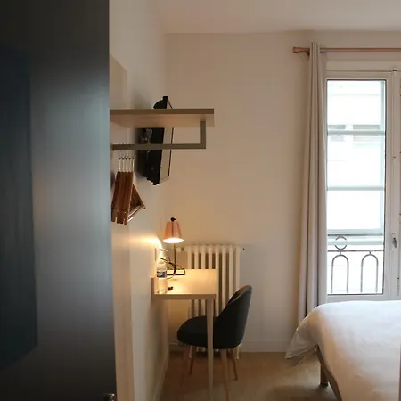 La Fontaine Centre Hotel