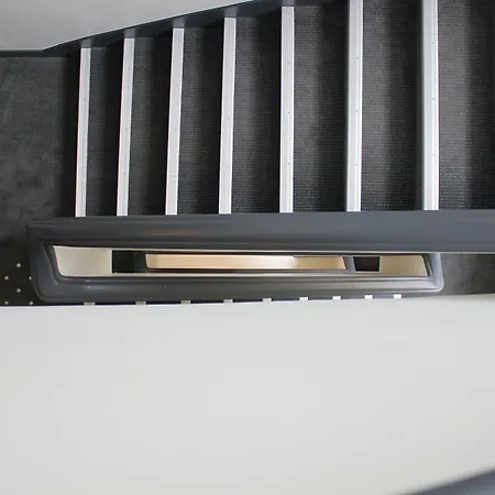 La Fontaine Centre 2*