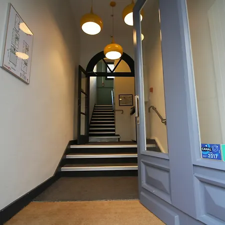La Fontaine Centre Hotel