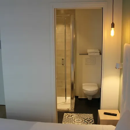 La Fontaine Centre Hotel 2*