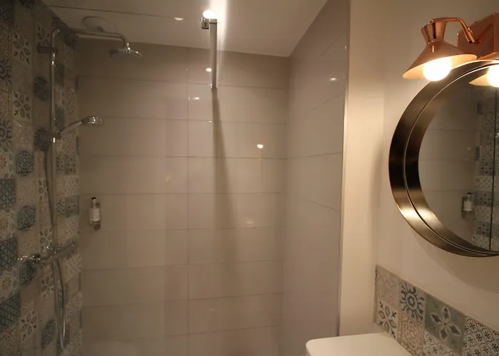 La Fontaine Centre Hotel 2*