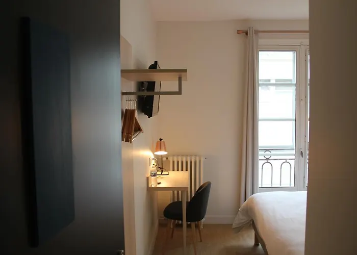 La Fontaine Centre Hotel